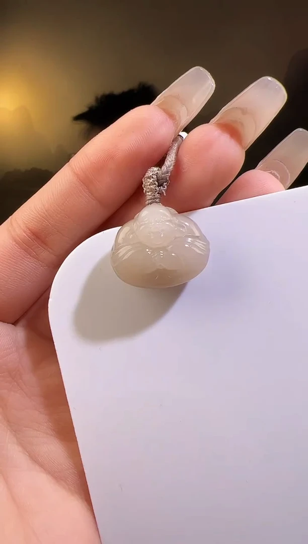 【闪购商品】和田玉颈饰未镶嵌抱抱佛0507