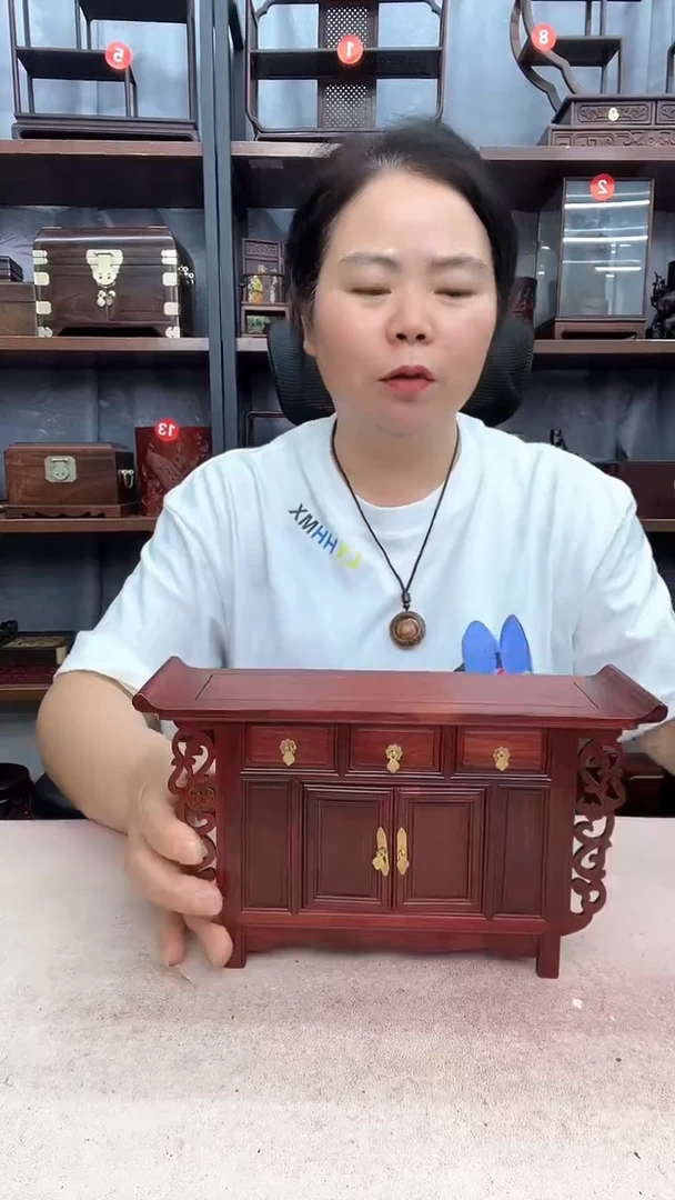 鸡翅木类家具小李子红木工艺品