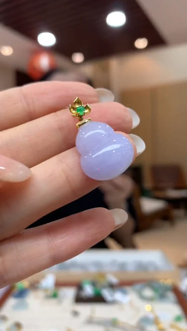 吊坠(不含链)18K金镶嵌翡翠葫芦