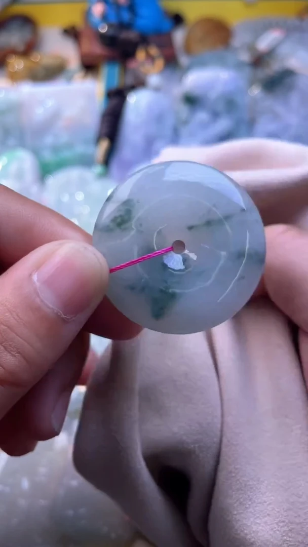 翡翠未镶嵌颈饰扣子