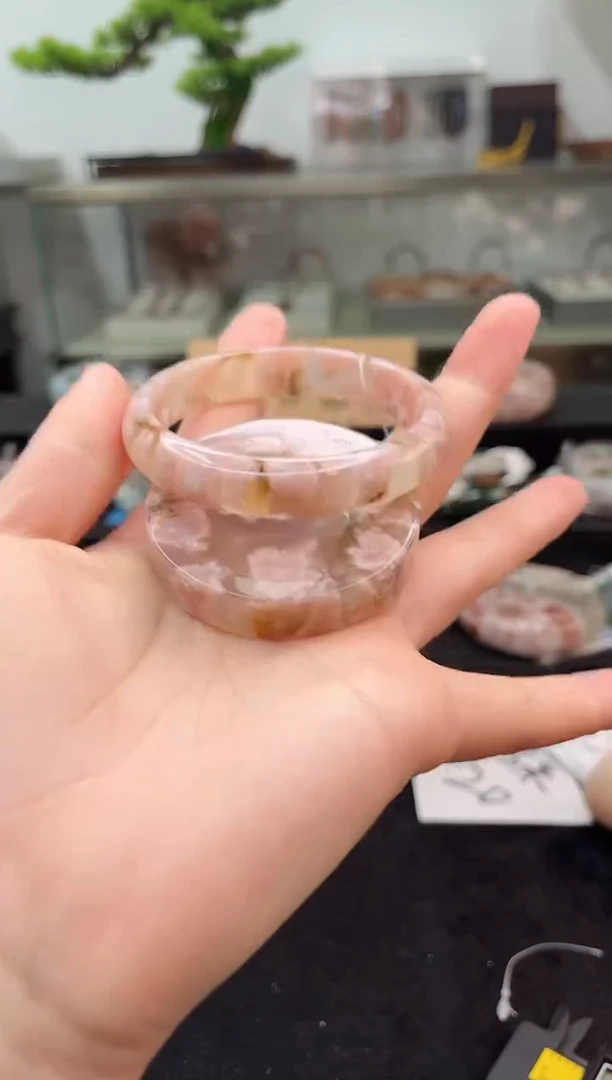 未镶嵌手镯石英质玉56圈口（赠品镯心）S961024