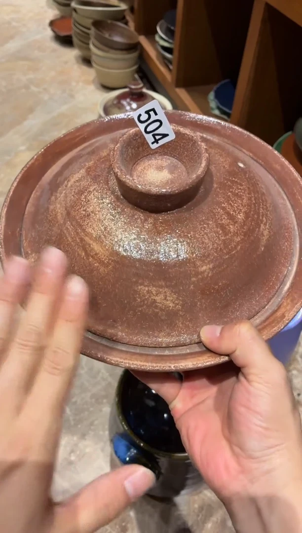 瓷片一****马504  粉引棕砂锅1个