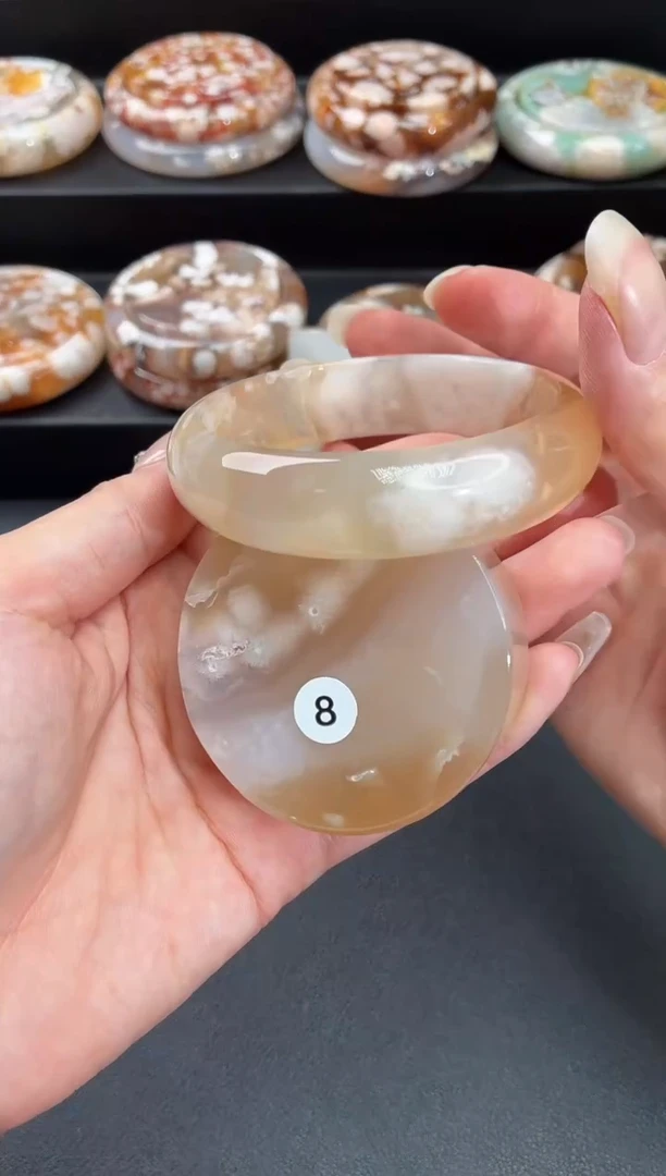手镯玛瑙/玉髓未镶嵌石英质玉57圈(赠送镯心)圈口建议拍大