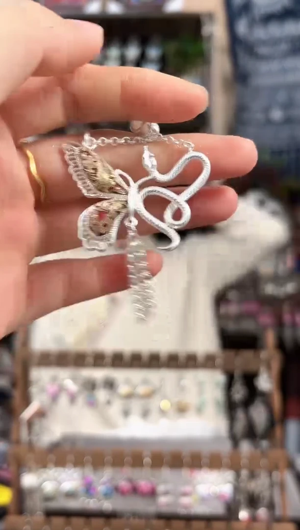 织绣?****?民族风非遗老绣饰品001