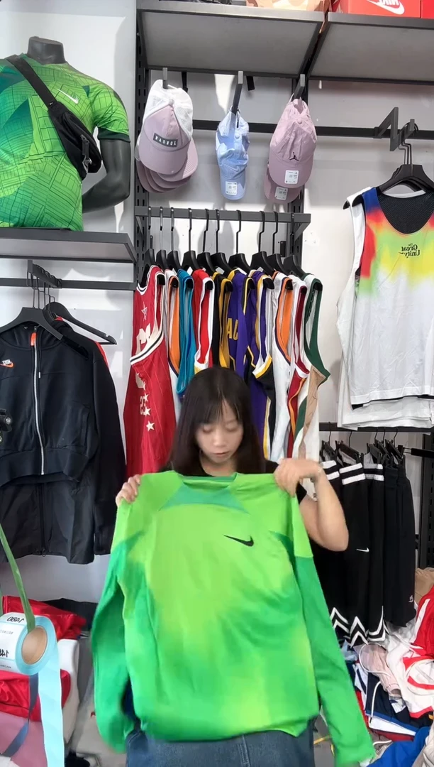1472编码 瑕疵修复以直播间讲解为准 尺码