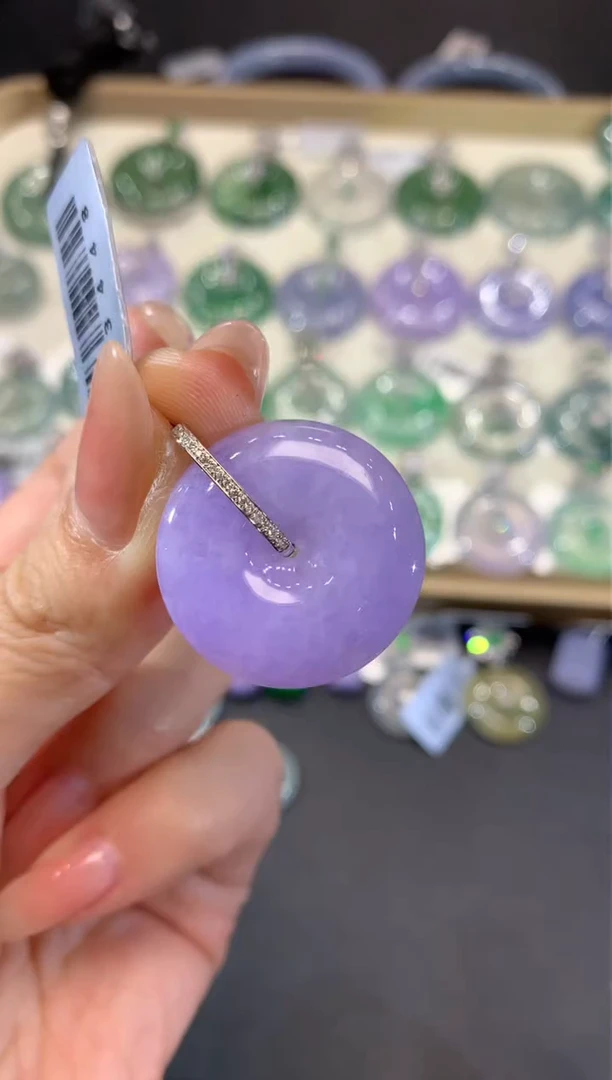 吊坠(不含链)18K金镶嵌翡翠24-扣子