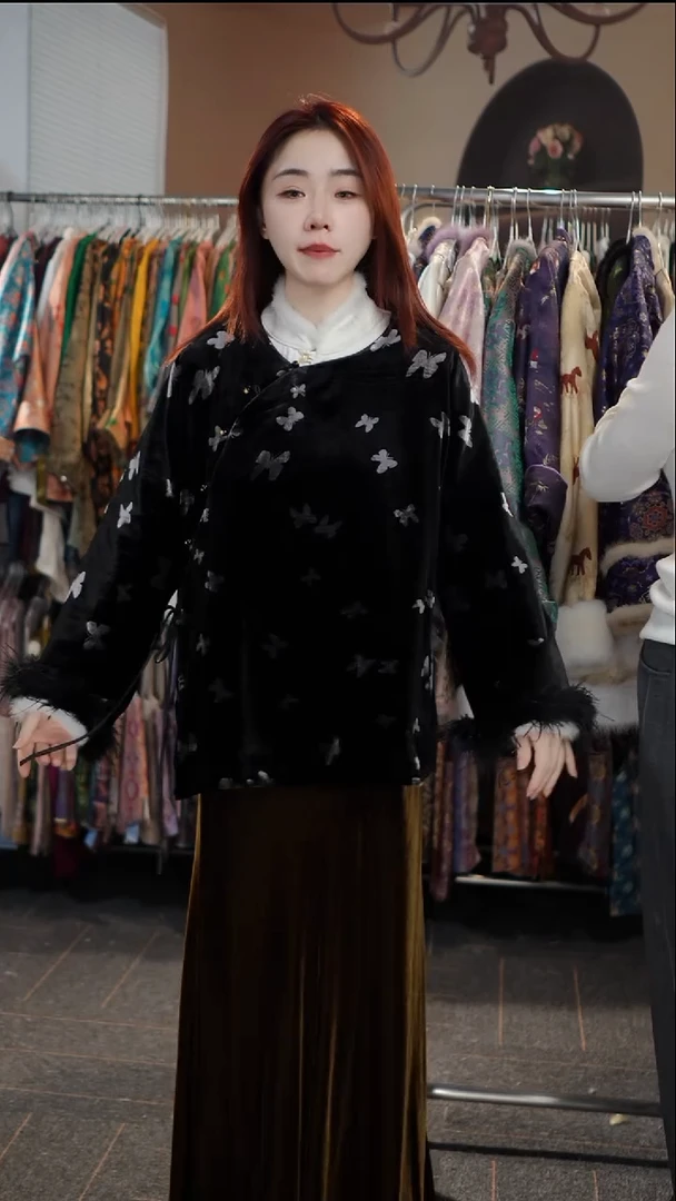 银蝴蝶毛衫 不加棉