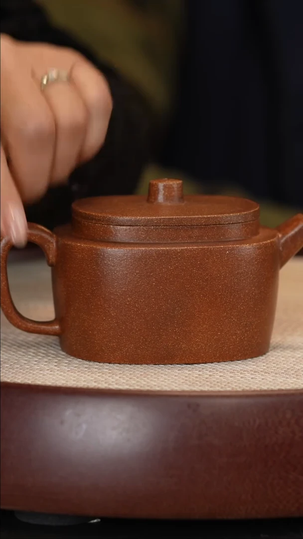 【闪购商品】紫砂茶壶【时顺华】老段泥大彬云柱   220CC