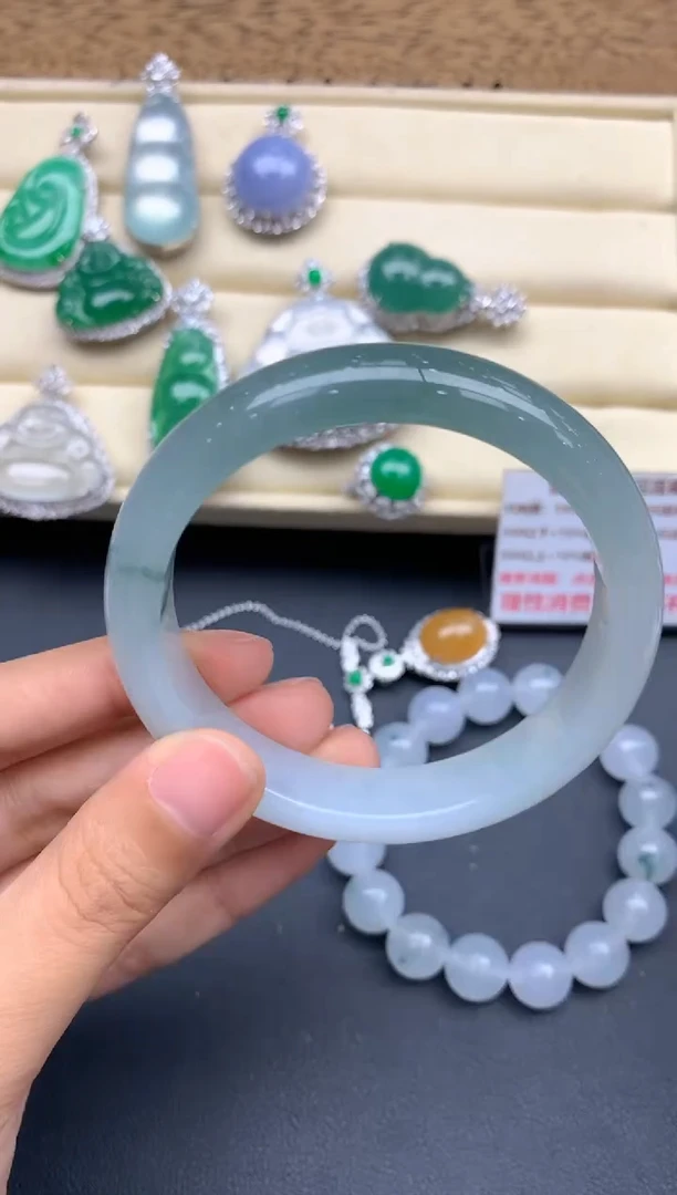 【闪购商品】翡翠手镯未镶嵌460-中国好珍宝