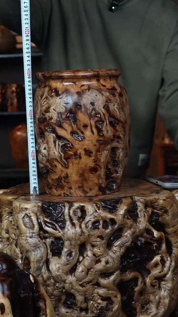 枣木百年鸡心枣木画缸（高31，直径28）