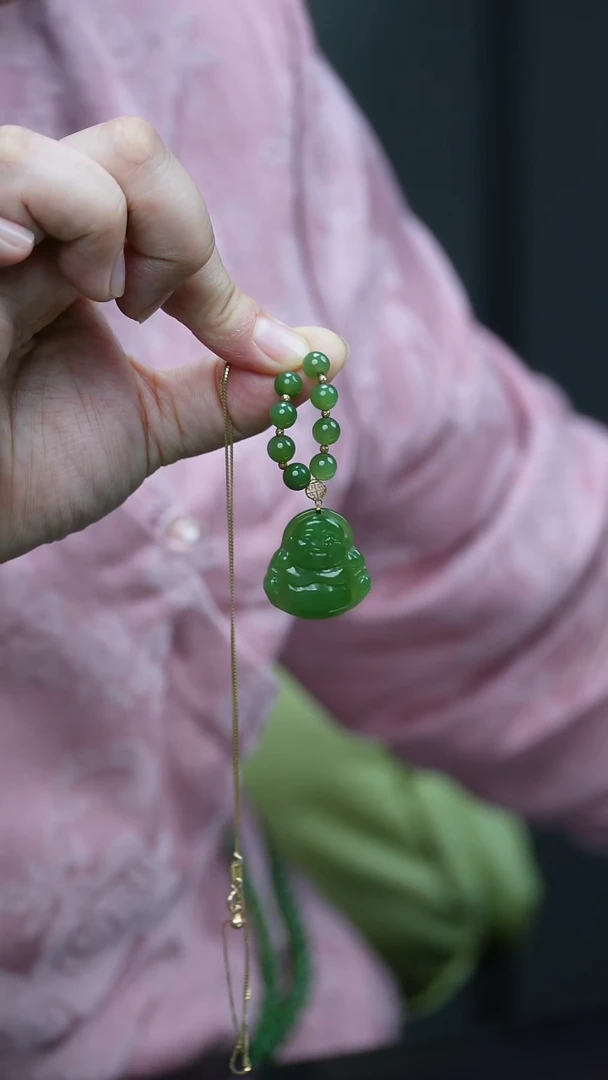 吊坠(赠链)18K金镶嵌和田玉1