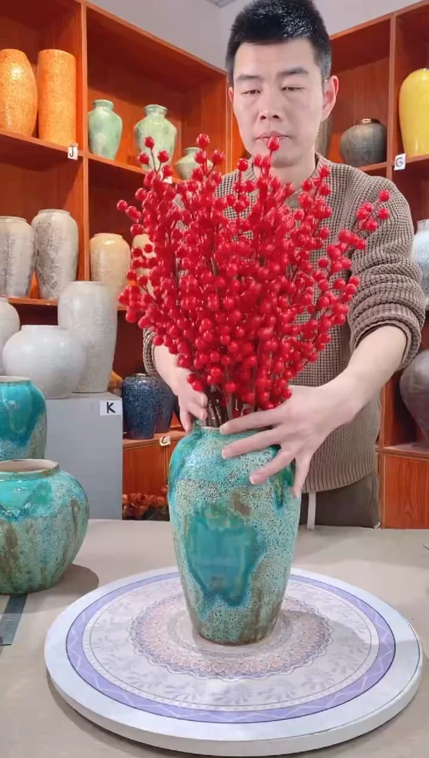 【闪购商品】瓶草原绿 中号  陶瓷花瓶 无花