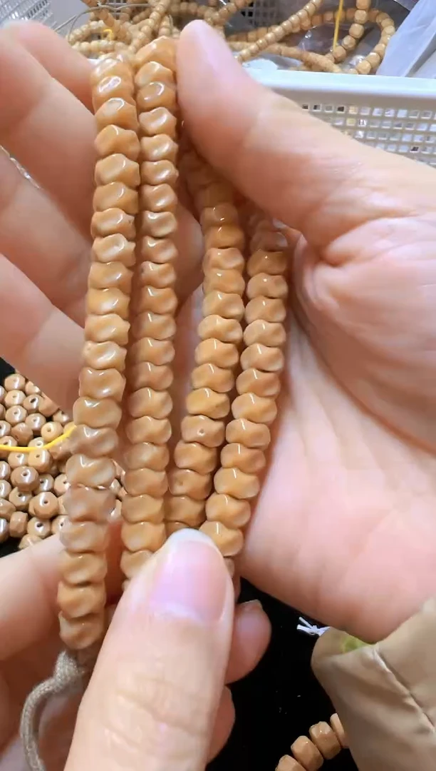 【闪购商品】菩提根/象牙果手串龙脊卡8+龙骨手持带月 5号