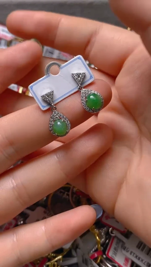 银S925镶嵌戒指翡翠百内无证书