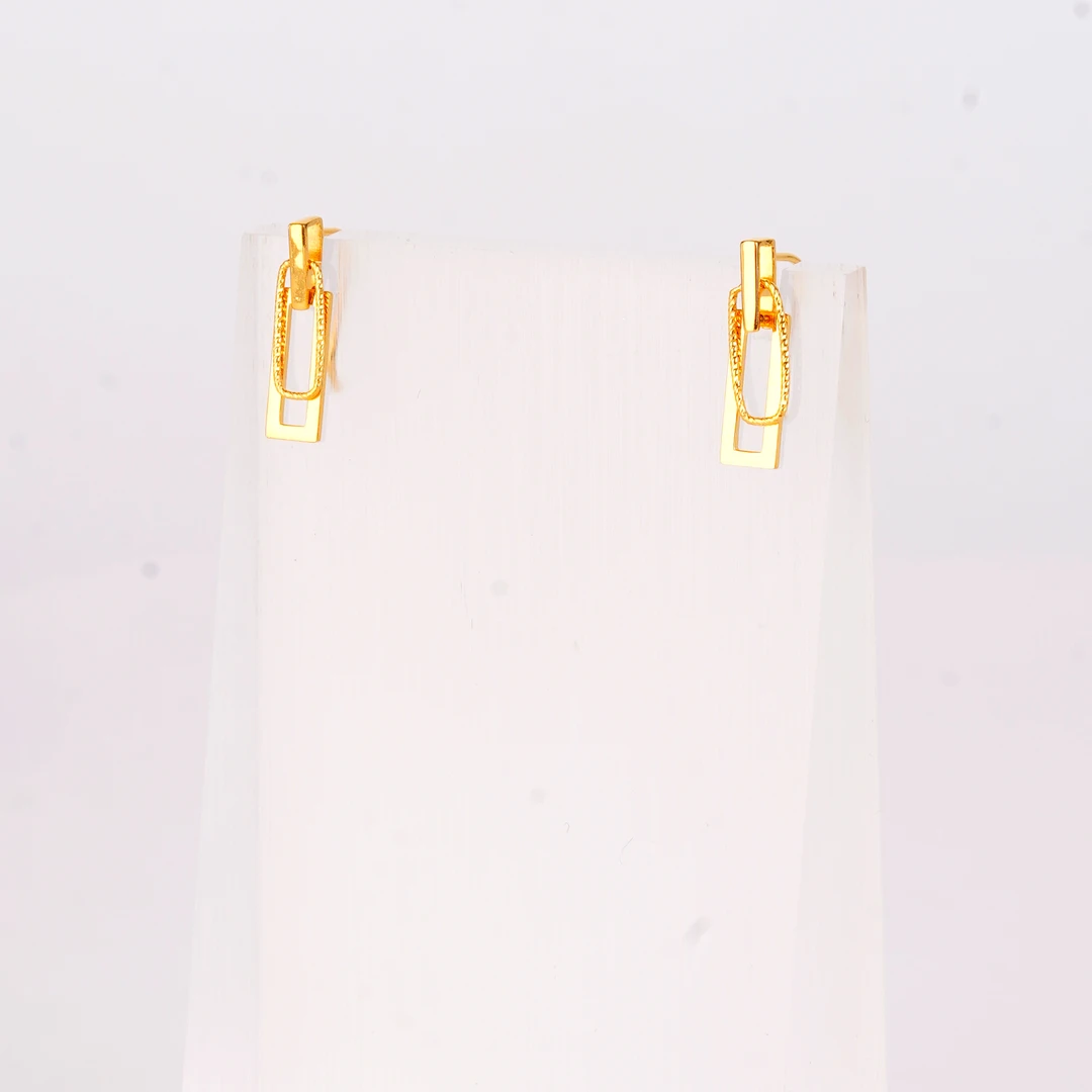 Chow Tai Seng/周大生镂空几何足金耳钩 3.1g 111号