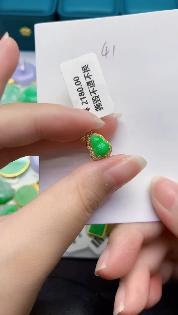 颈饰未镶嵌翡翠缅甸天然翡翠A货