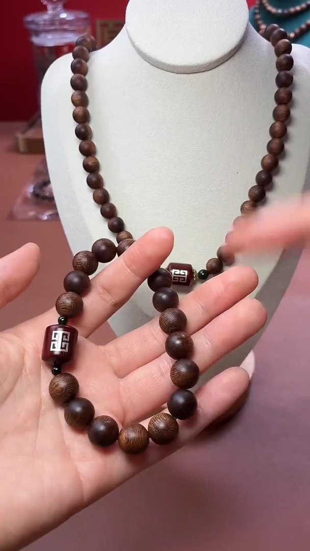 沉香手串沉水越南芽庄白棋08三圈+越南顺化紫棋10单圈设计款