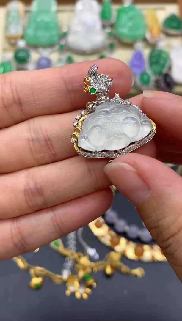 翡翠18K金镶嵌颈饰275-中国好珍宝