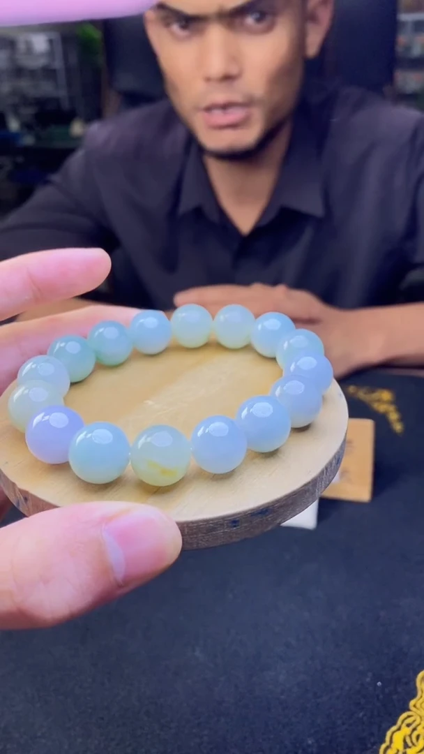 定制翡翠未镶嵌天然缅甸A货翡翠，多样性发货，拍一发一