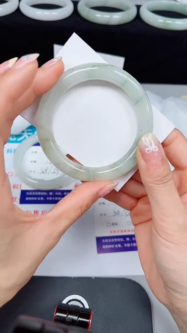 石英质玉手镯未镶嵌23-54/55