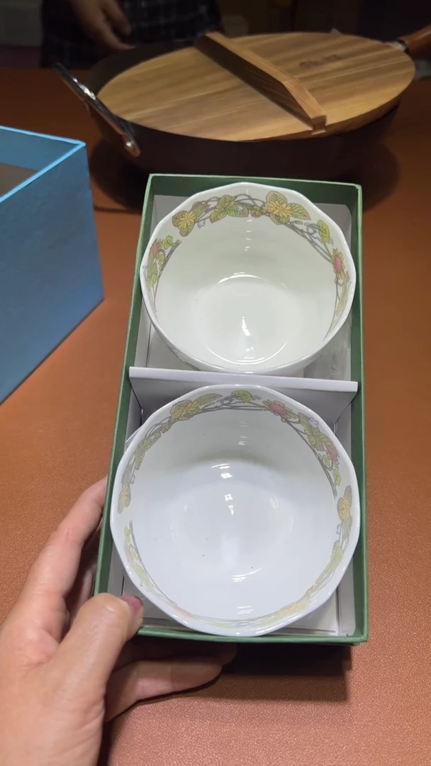 瓷片碗碟好物一件不留@@1