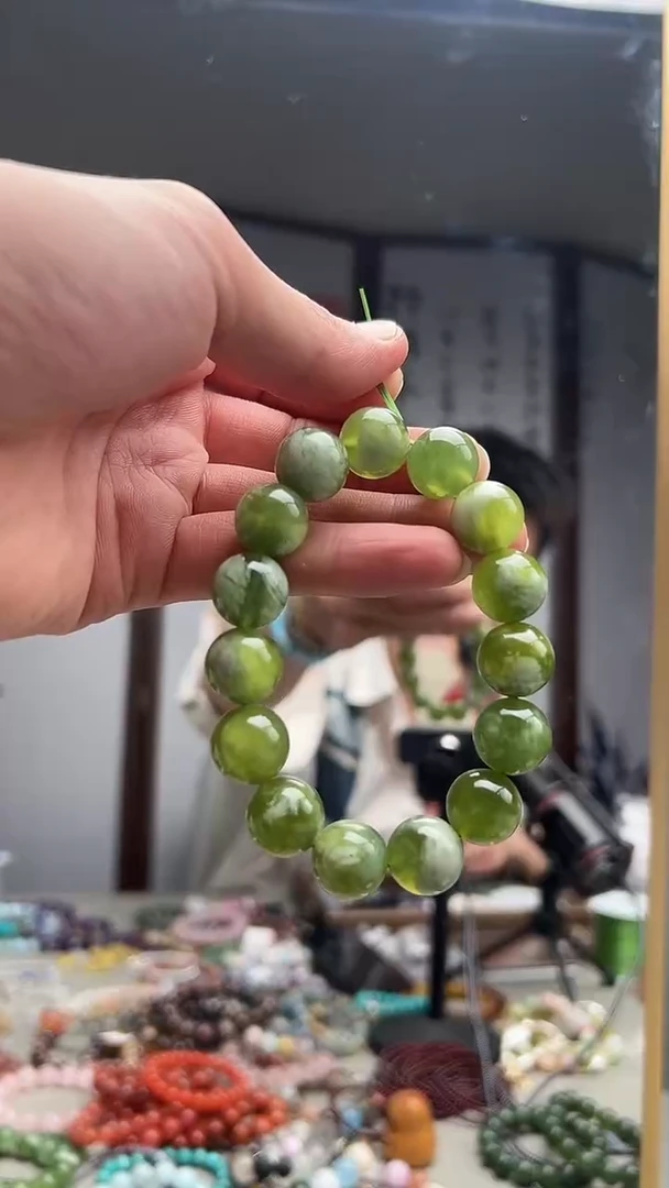 水晶手链未镶嵌岫玉2