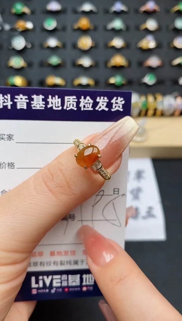 翡翠戒指银S925镶嵌?**?...........