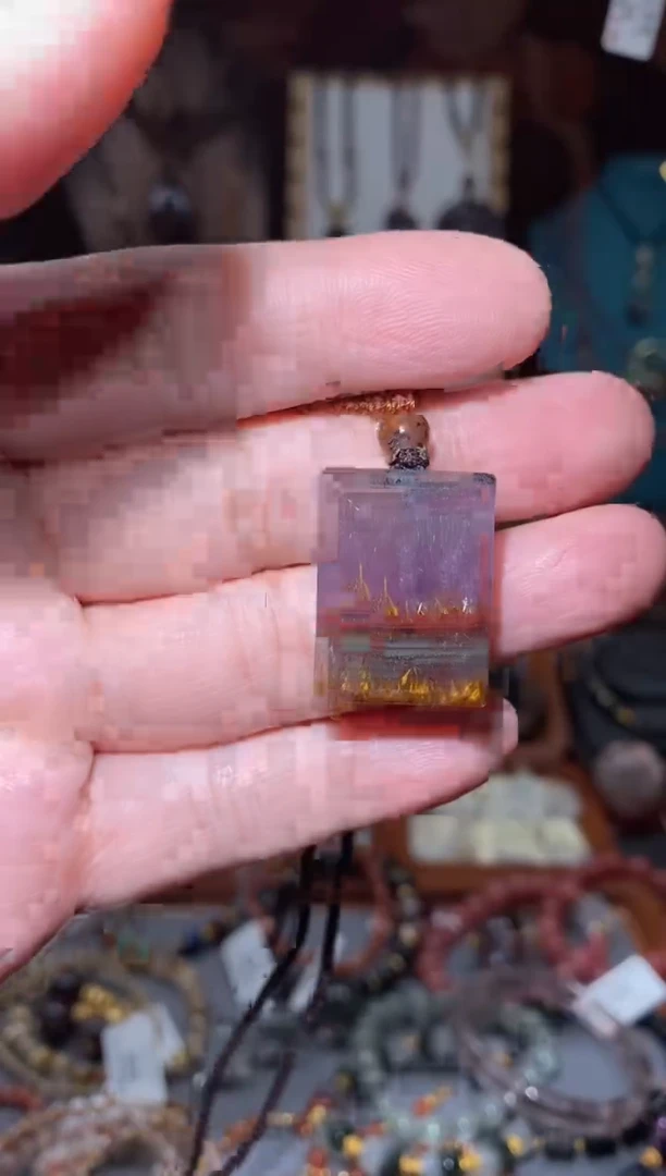 【闪购商品】水晶吊坠未镶嵌极光23