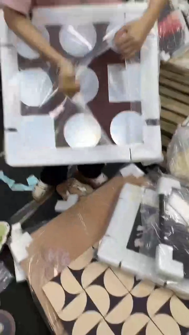 竖款仓库清货  默认瑕疵