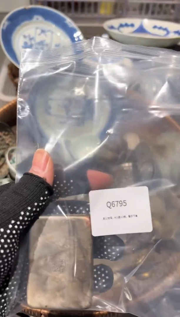 诚*秒拍秒付瓷铜摆件