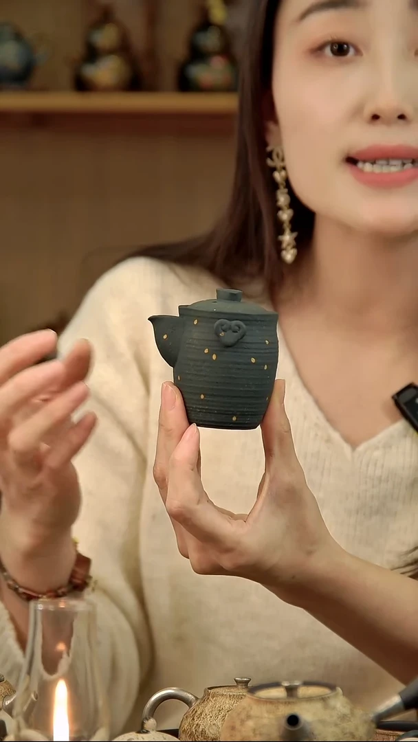 言野手作 初雪祥云宝瓶