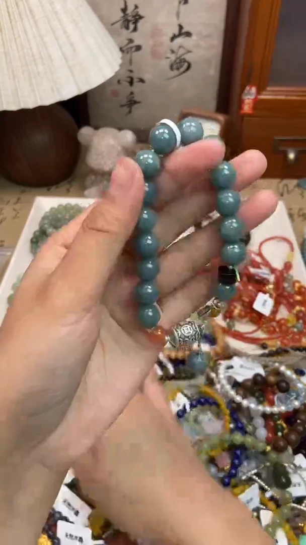 手饰翡翠足银镶嵌229