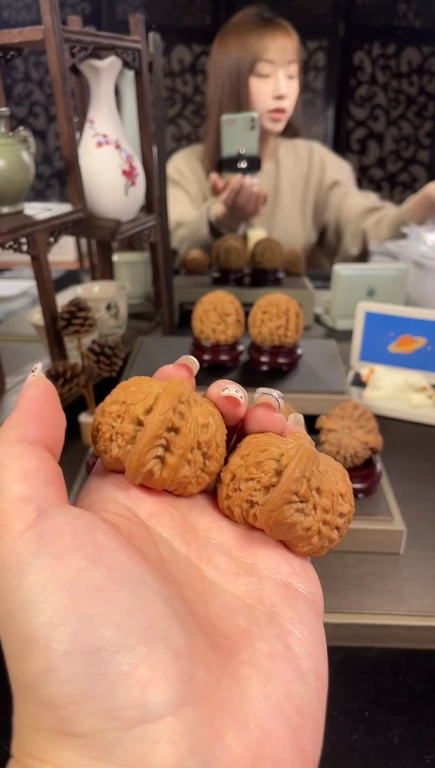 【闪购商品】文玩核桃把件白狮子41尺-9