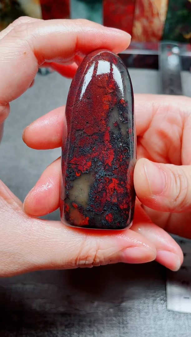 玉桂林鸡血玉素章随型41