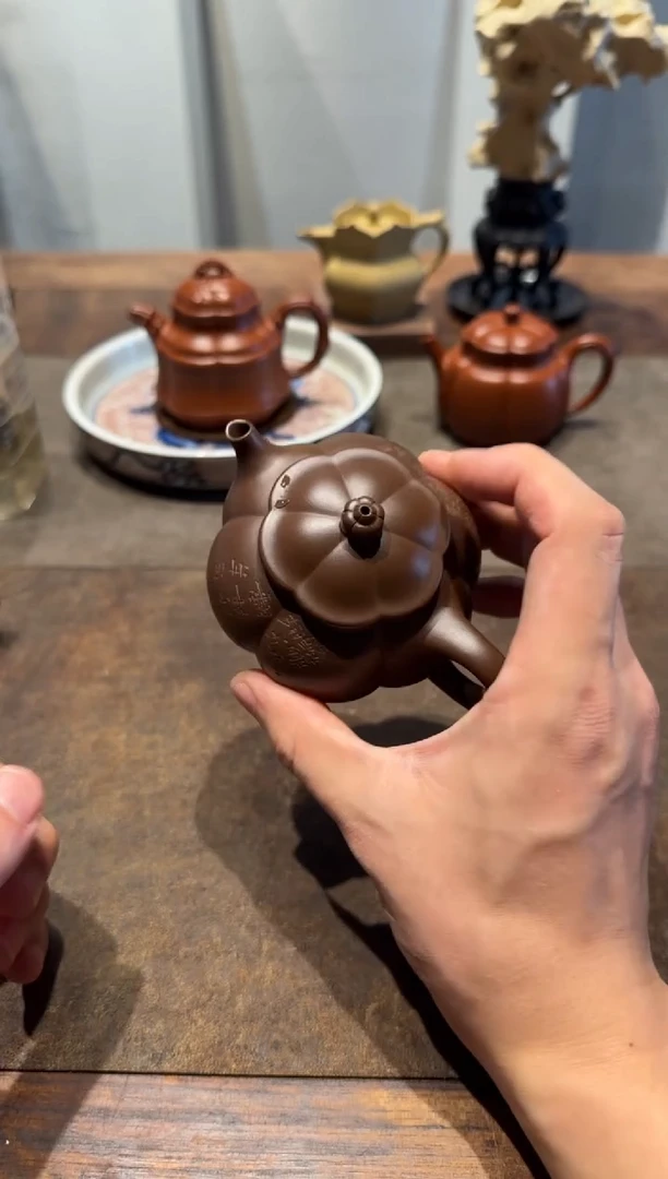 茶壶紫砂市***生大鱼海棠