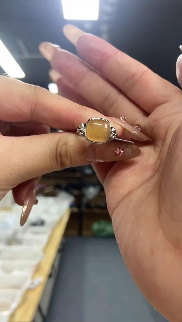 【闪购商品】萤石戒指未镶嵌多样性发其一颜色微差