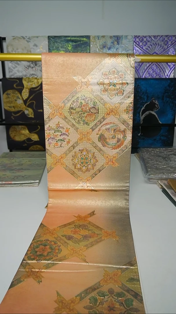 织绣织锦69金彩嵌螺钿