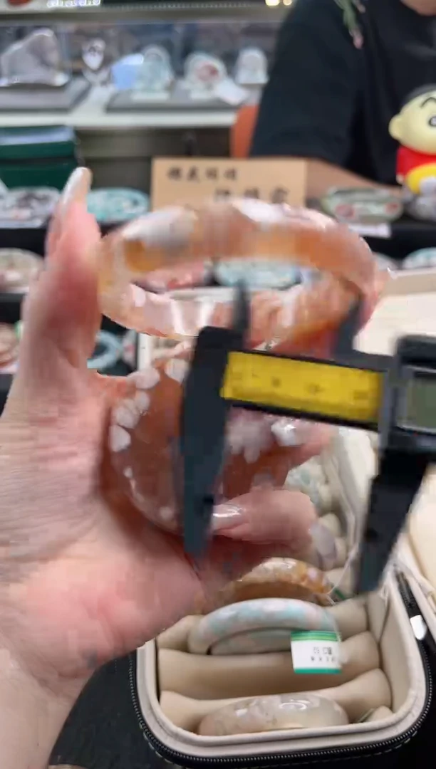 未镶嵌手镯石英质玉尘*丷圈口（赠品镯心）