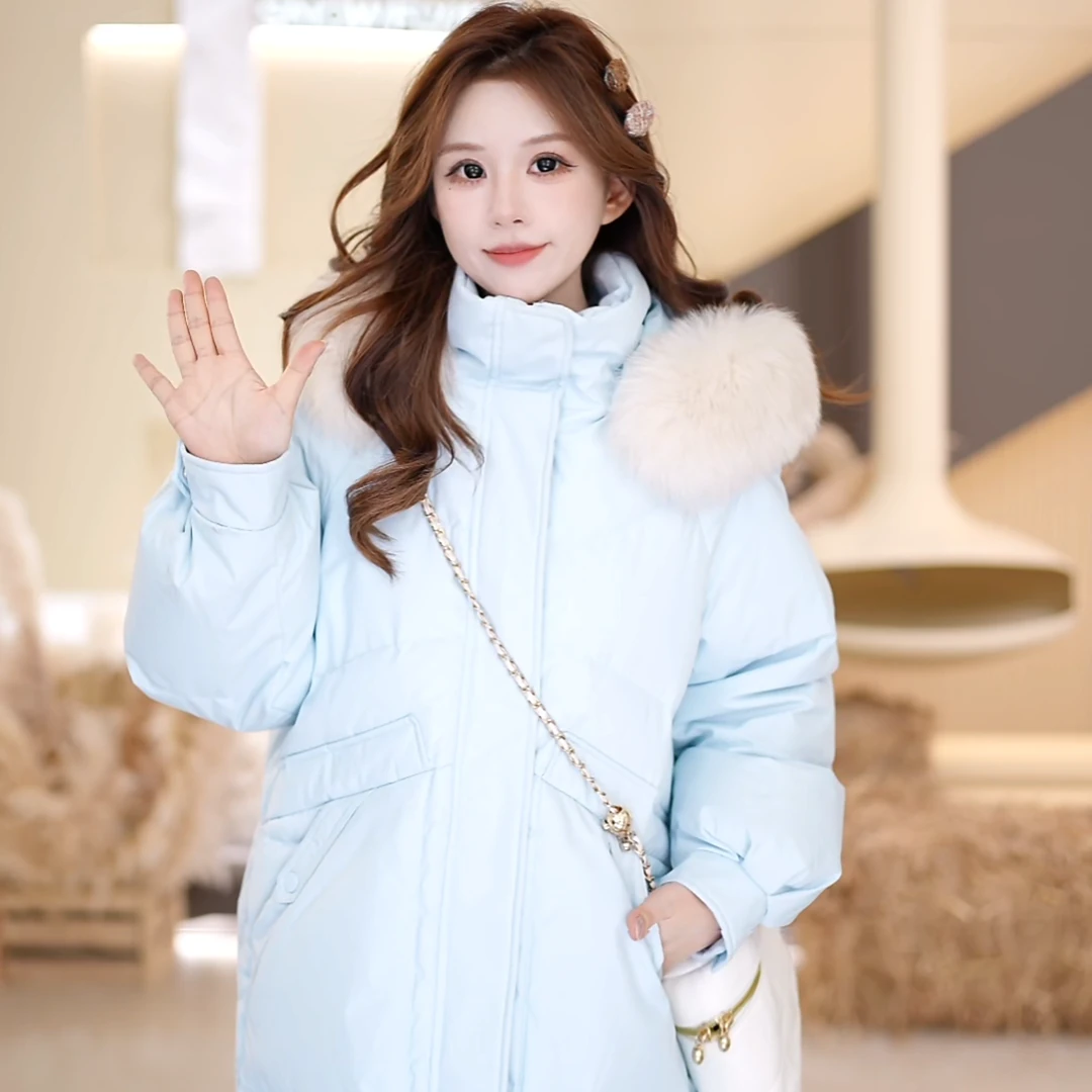 雪中飞25年新款女士时尚连帽大毛领加厚羽绒服X40140862