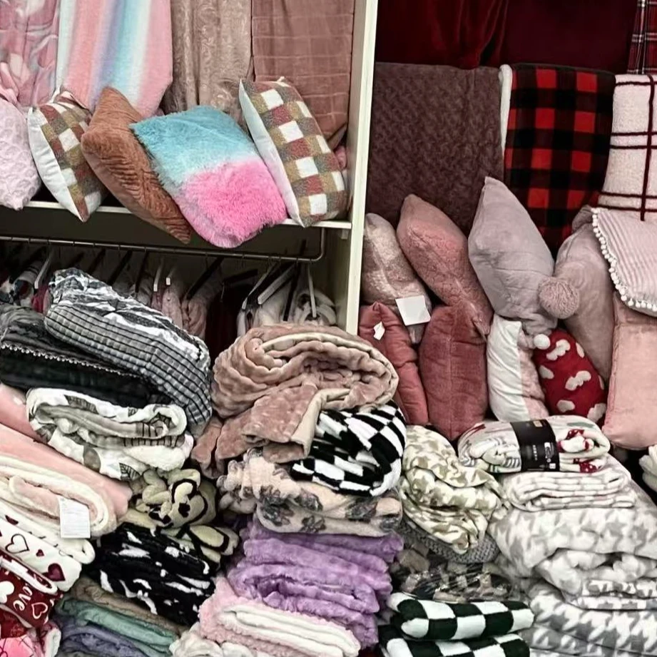 外贸正品   靠枕  抱枕    加大加厚