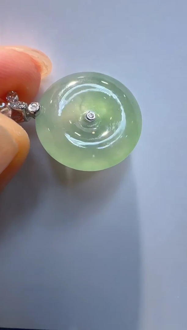 翡翠18K金镶嵌吊坠(不含链)多样性团购发一件