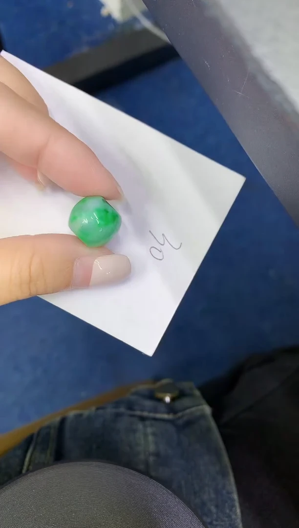 颈饰未镶嵌翡翠缅甸天然翡翠A货