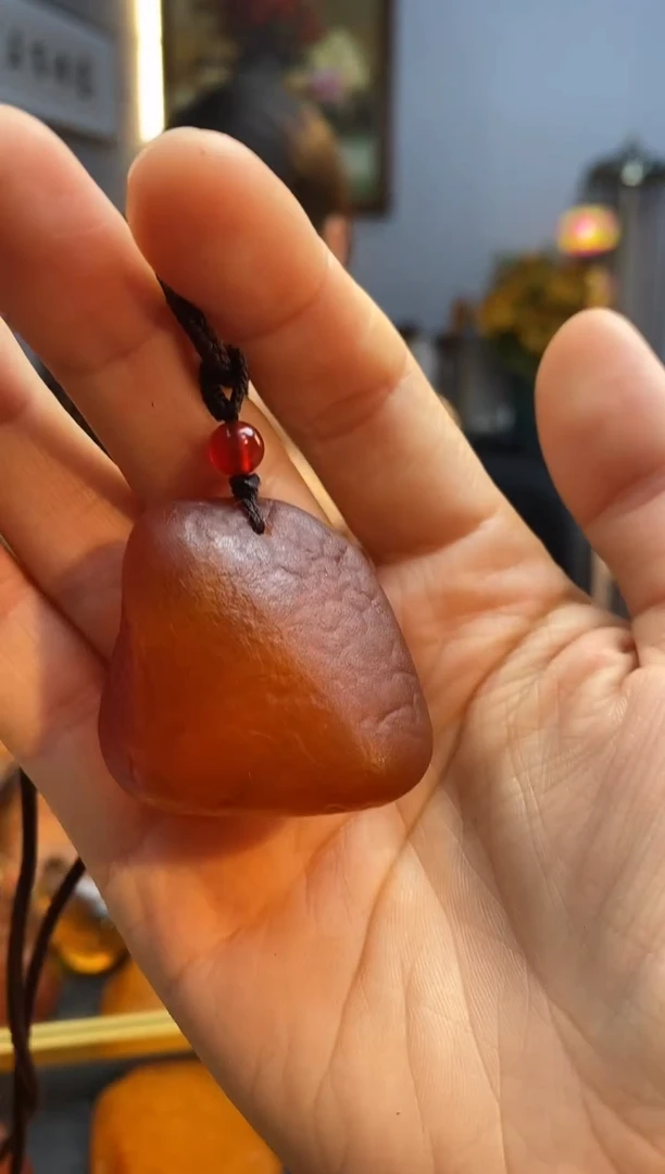 琥珀颈饰未镶嵌吊坠