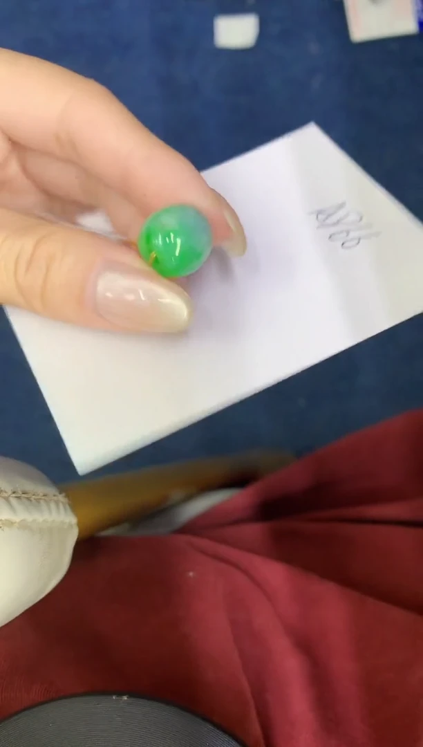 翡翠未镶嵌颈饰缅甸天然翡翠A货