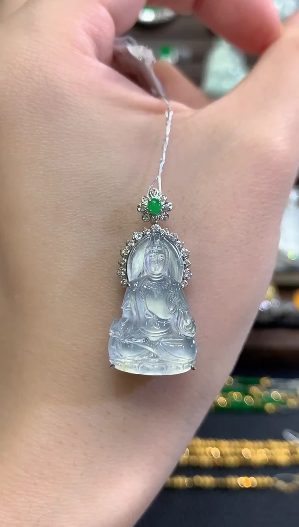 吊坠(不含链)18K金镶嵌翡翠秋日珠宝W70