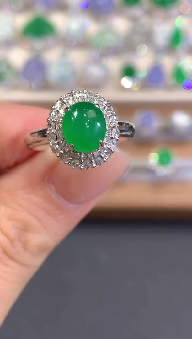 18K金镶嵌戒指翡翠a195