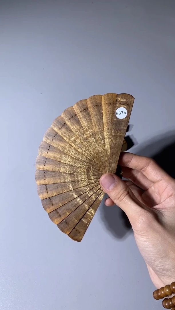 【闪购商品】金丝楠637号10cm金丝楠迷你扇