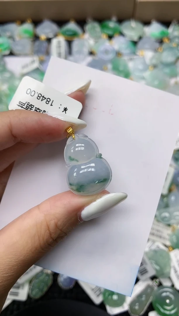 颈饰18K金镶嵌翡翠11111111111