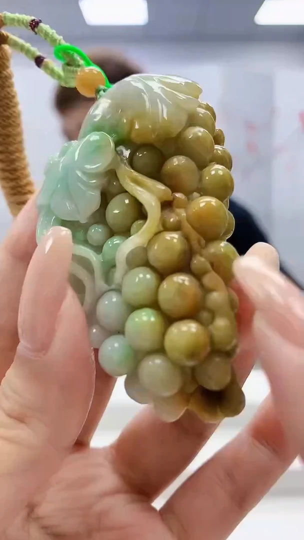 定制翡翠未镶嵌4868xx-毛货挂件66