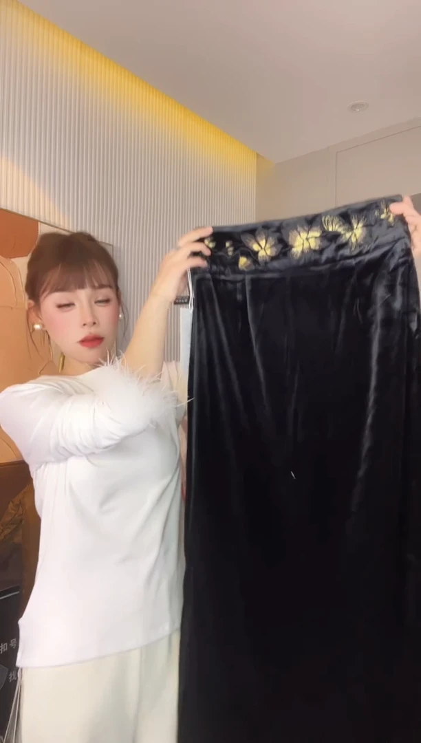 10635 黑色裙子 M 80-100